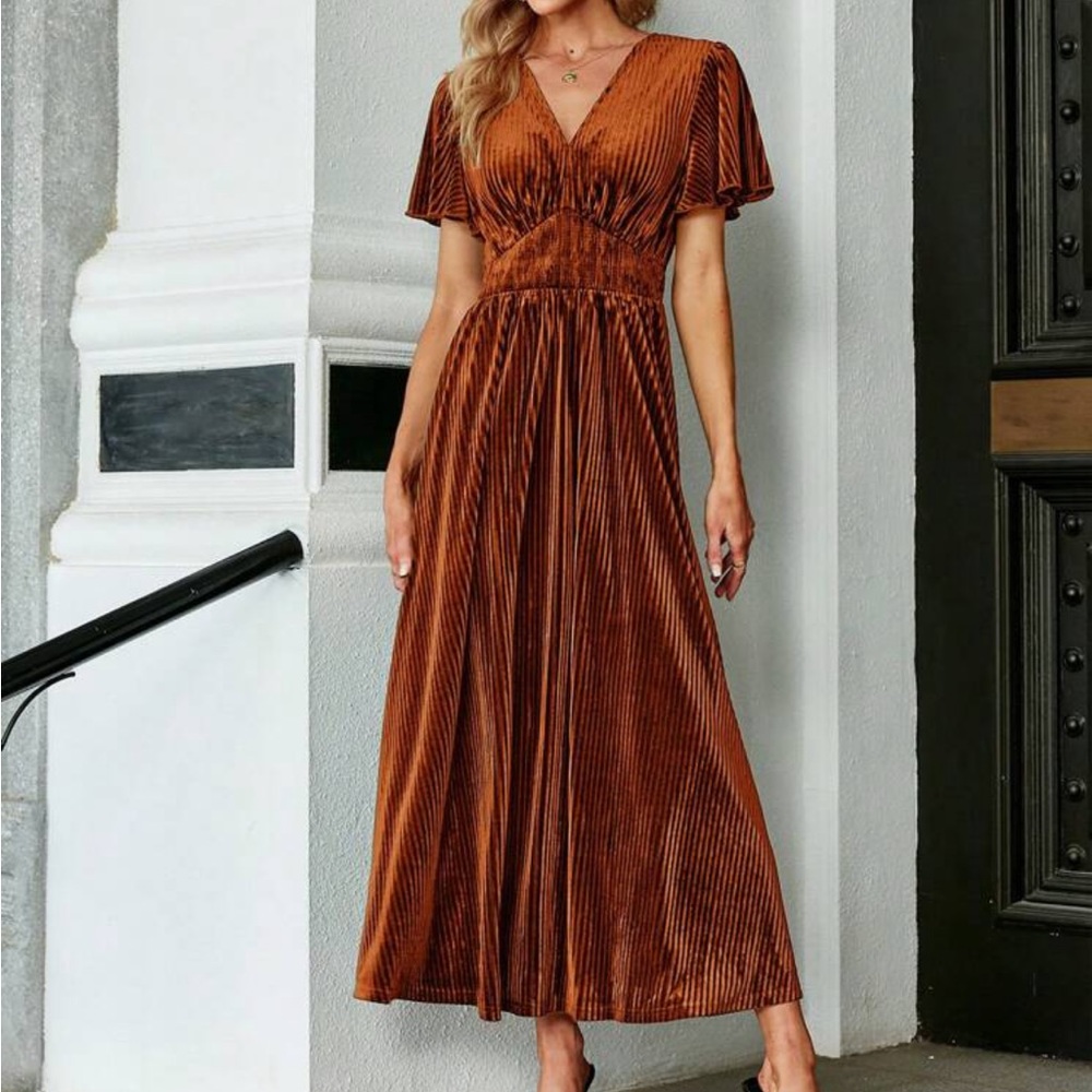 Luxe Velvet Smocked Ruched Butterfly Sleeve Wedding Evening Party Formal Dress - Picture 2 of 4